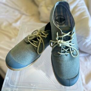 Palladium Men’s Oxford shoe/ low-cut boot
